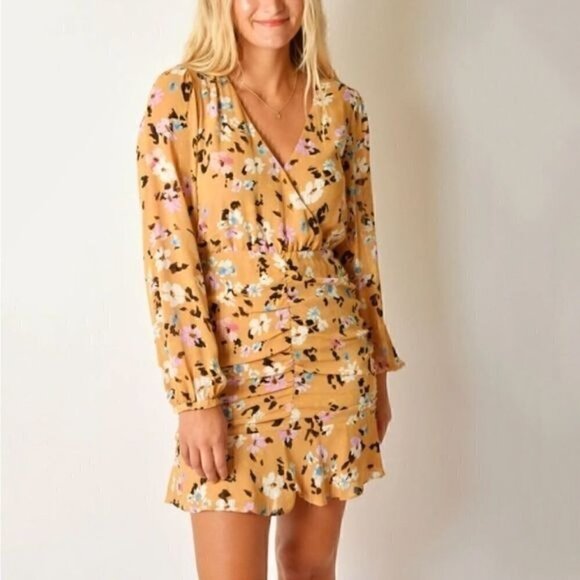 Sanctuary Women's Dreamer Floral-Print Ruched Mini Dress -Cafe Floral size 6 - Picture 6 of 9